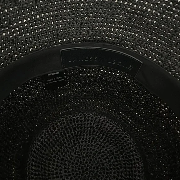 WORN ONCE JANESSA LEONE FELIX BUCKET HAT - Picture 6 of 6